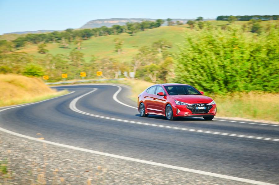  Hyundai Elantra Sport Premium (AD) 2019 года  (AU) (фото 11 из 15)